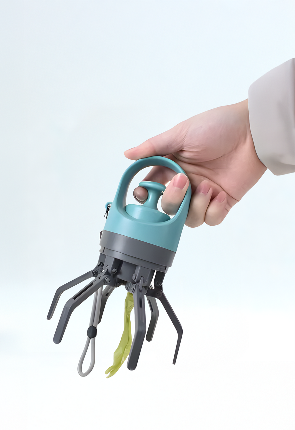 PawLift™ – The Hygienic No-Touch Poop Scooper