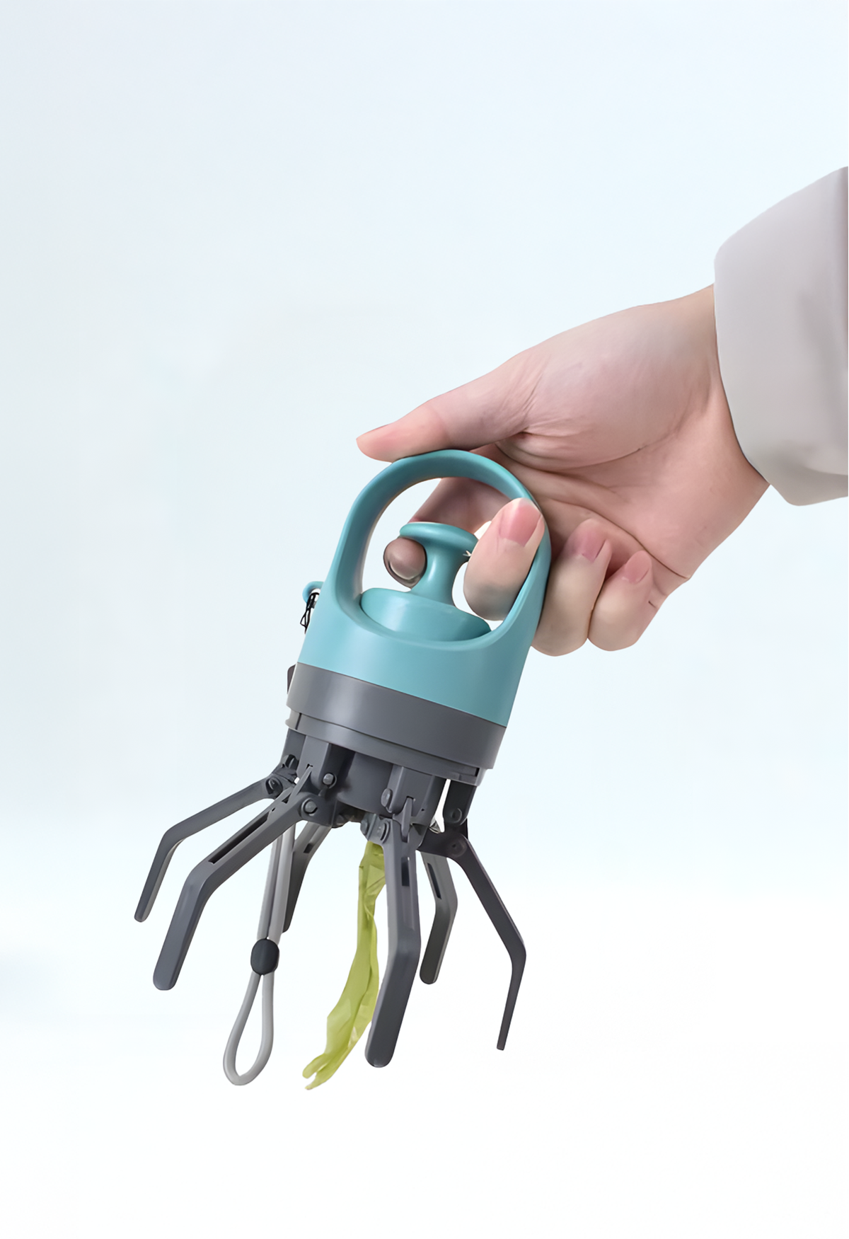 PawLift™ – The Hygienic No-Touch Poop Scooper